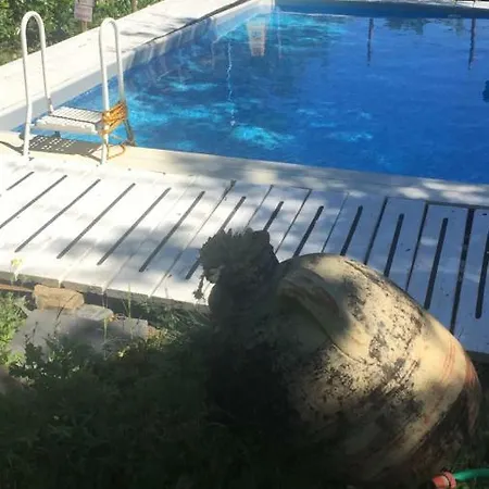 Pra De Mande Kır Evi